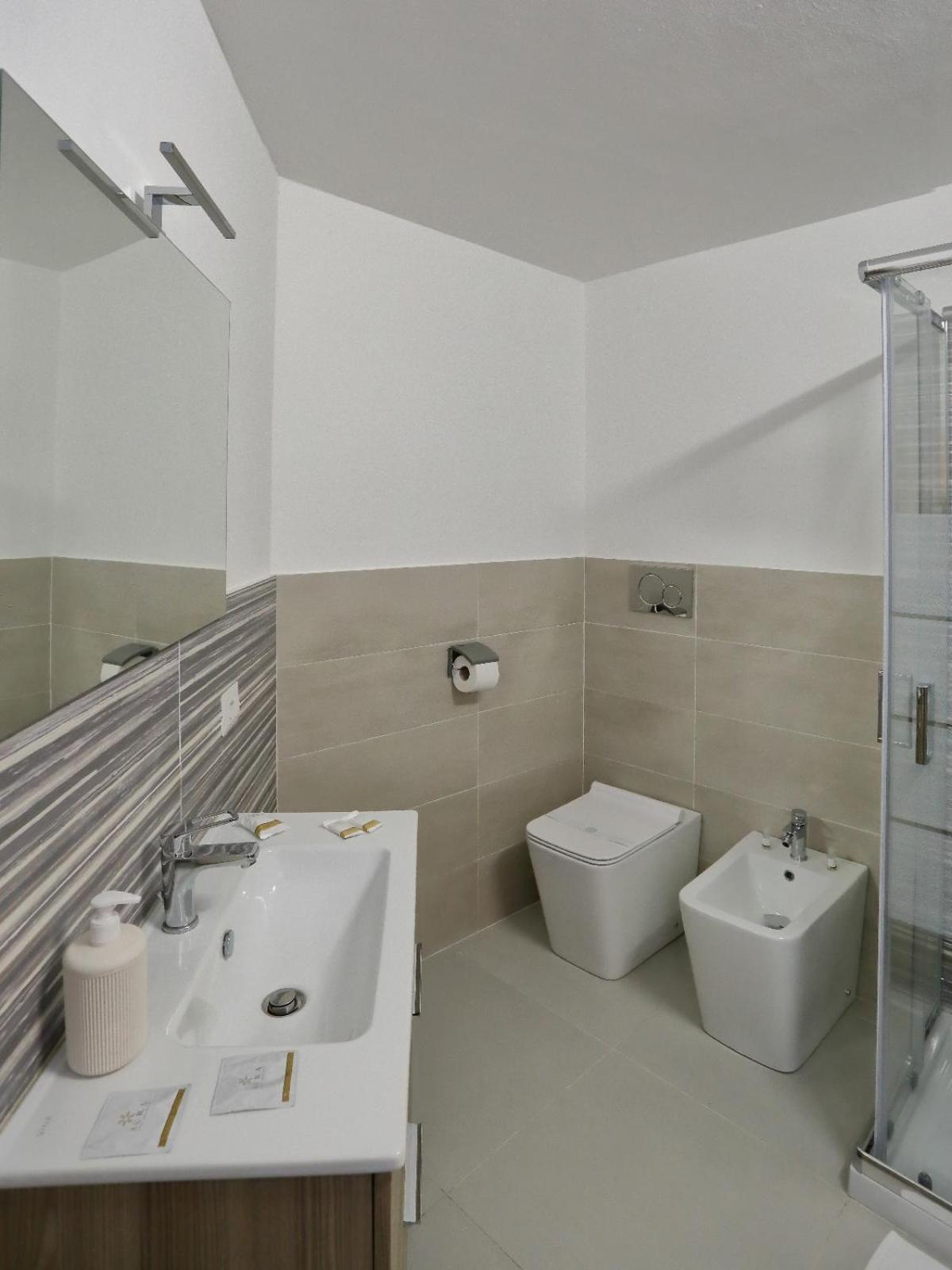 Clemente House Catania Centro Meravigliosa Camera Matrimoniale ภายนอก รูปภาพ